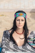 Street vendor of wigs and garlands - Rio de Janeiro city - Rio de Janeiro state (RJ) - Brazil