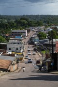 Street and houses in Presidente Figueiredo - Presidente Figueiredo city - Amazonas state (AM) - Brazil