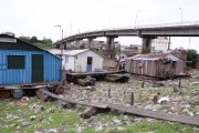 Floating house stranded during drought on the Negro River - Manaus city - Amazonas state (AM) - Brazil