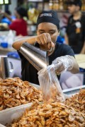 Shrimp for sale - Adolpho Lisboa Municipal Market (1883) - Manaus city - Amazonas state (AM) - Brazil