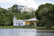 Municipal school on the banks of the Amazon River - Alvaraes city - Amazonas state (AM) - Brazil