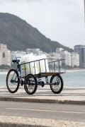 Tricycle distributing ice at Atlantica Avenue kiosks - Rio de Janeiro city - Rio de Janeiro state (RJ) - Brazil