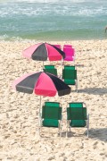Arpoador beach with beach chair and sun umbrella for rent - Rio de Janeiro city - Rio de Janeiro state (RJ) - Brazil
