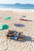 Birthday celebration table on the sand at Arpoador Beach. - Rio de Janeiro city - Rio de Janeiro state (RJ) - Brazil