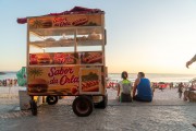 Street vendor selling sandwich in Arpoador - Rio de Janeiro city - Rio de Janeiro state (RJ) - Brazil