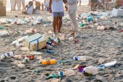 Trash left on the sand of Copacabana Beach after New Years Eve - Rio de Janeiro city - Rio de Janeiro state (RJ) - Brazil