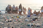 Trash left on the sand of Copacabana Beach after New Years Eve - Rio de Janeiro city - Rio de Janeiro state (RJ) - Brazil