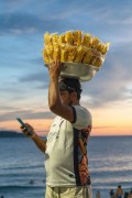 Street vendor selling snack on Ipanema Beach - Rio de Janeiro city - Rio de Janeiro state (RJ) - Brazil