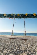 Swing decorated for photography on Copacabana Beach - Rio de Janeiro city - Rio de Janeiro state (RJ) - Brazil